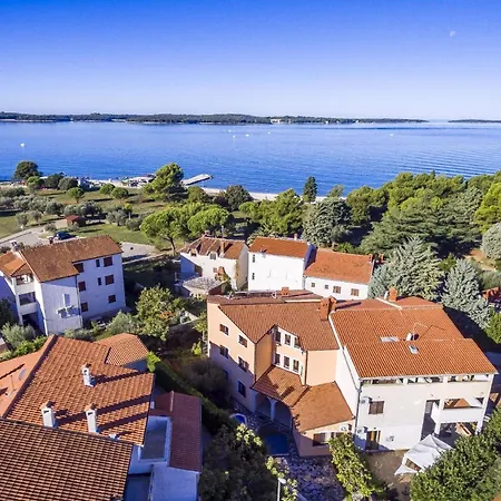 Fuer 6 Personen Ca 90 Qm In Fazana, Istrien Istrische Riviera 公寓 法扎纳